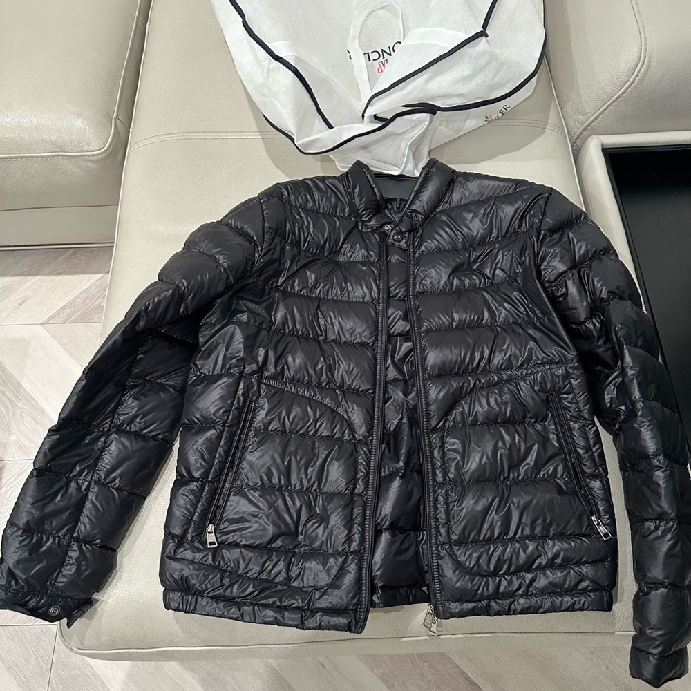 Moncler Acorus Jacket size 3